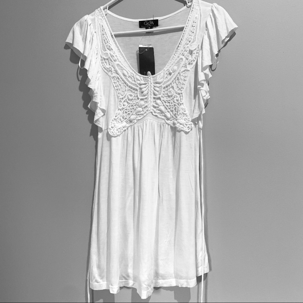 White Butterfly patterned Top BNWT size M